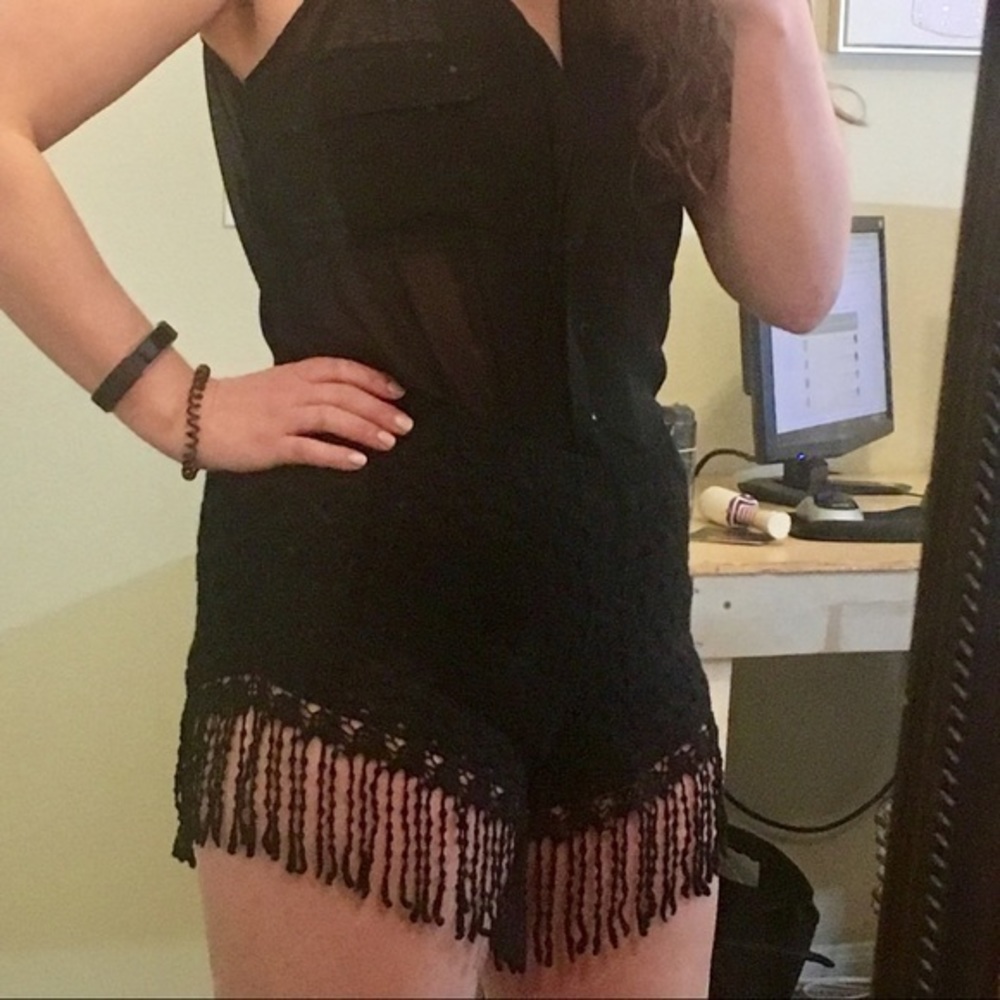 Black double lined Entro fringe shorts s/m
